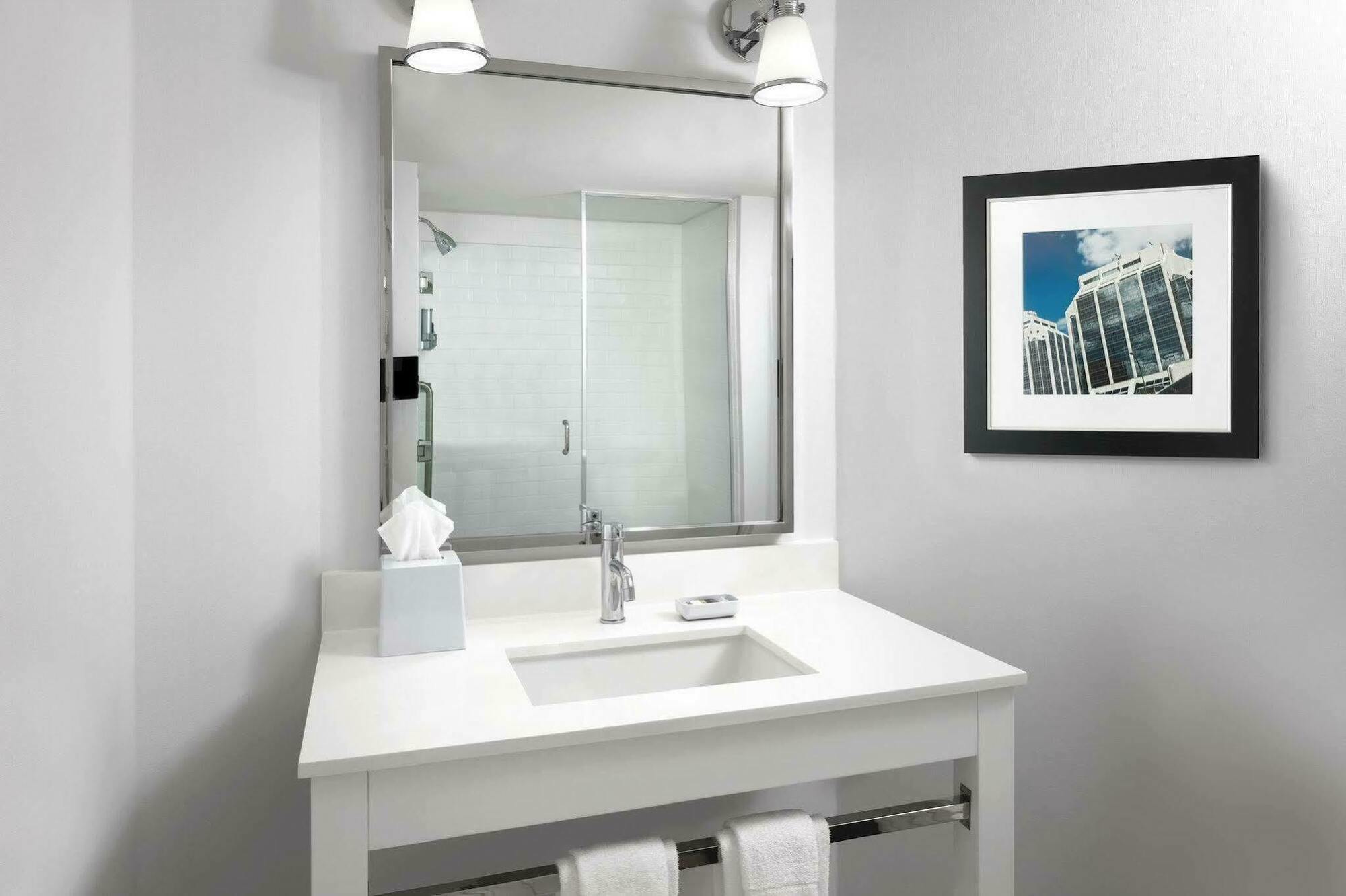 Four Points By Sheraton Halifax Extérieur photo